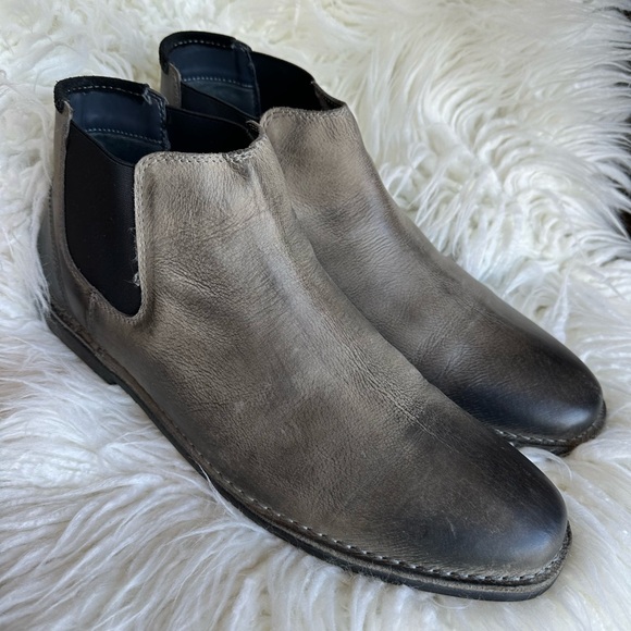 Steve Madden Men’s Impasse Chelsea Boot In Gray - Picture 2 of 6
